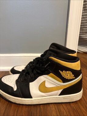 Jordan Men's Black White Gold Mid-Top Sneakers